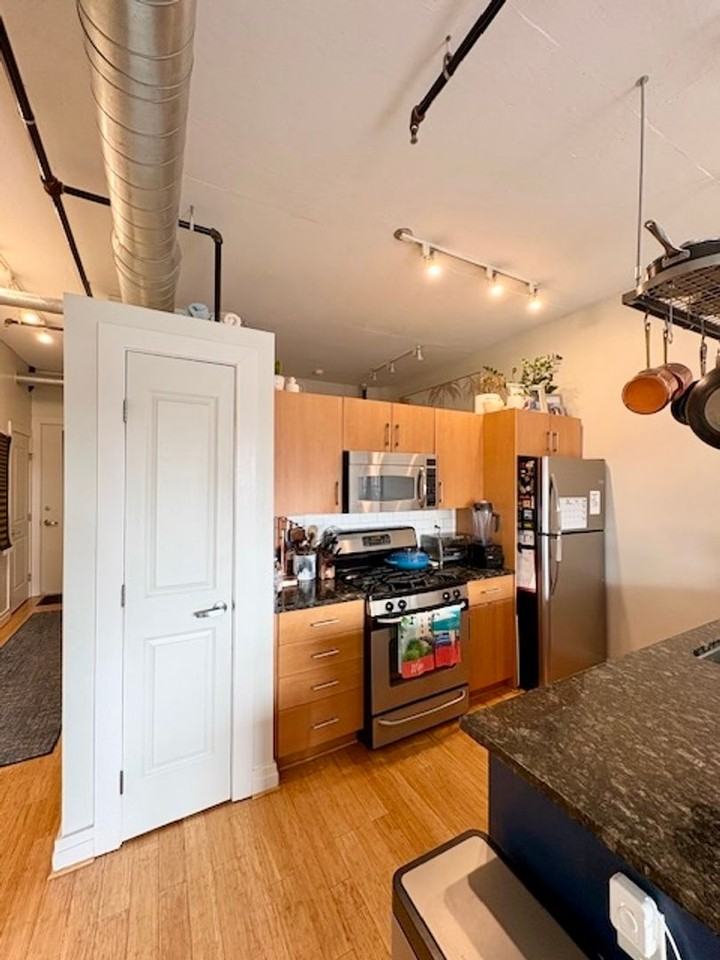 301 Massachusetts Ave Nw #1002 - Photo 7 of 23