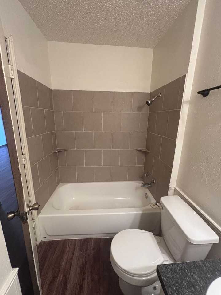 917 Aspen Ct - Photo 5 of 10