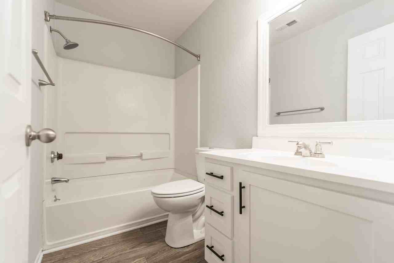 Terrace Oaks Acquisition, LLC - Photo 7 of 34