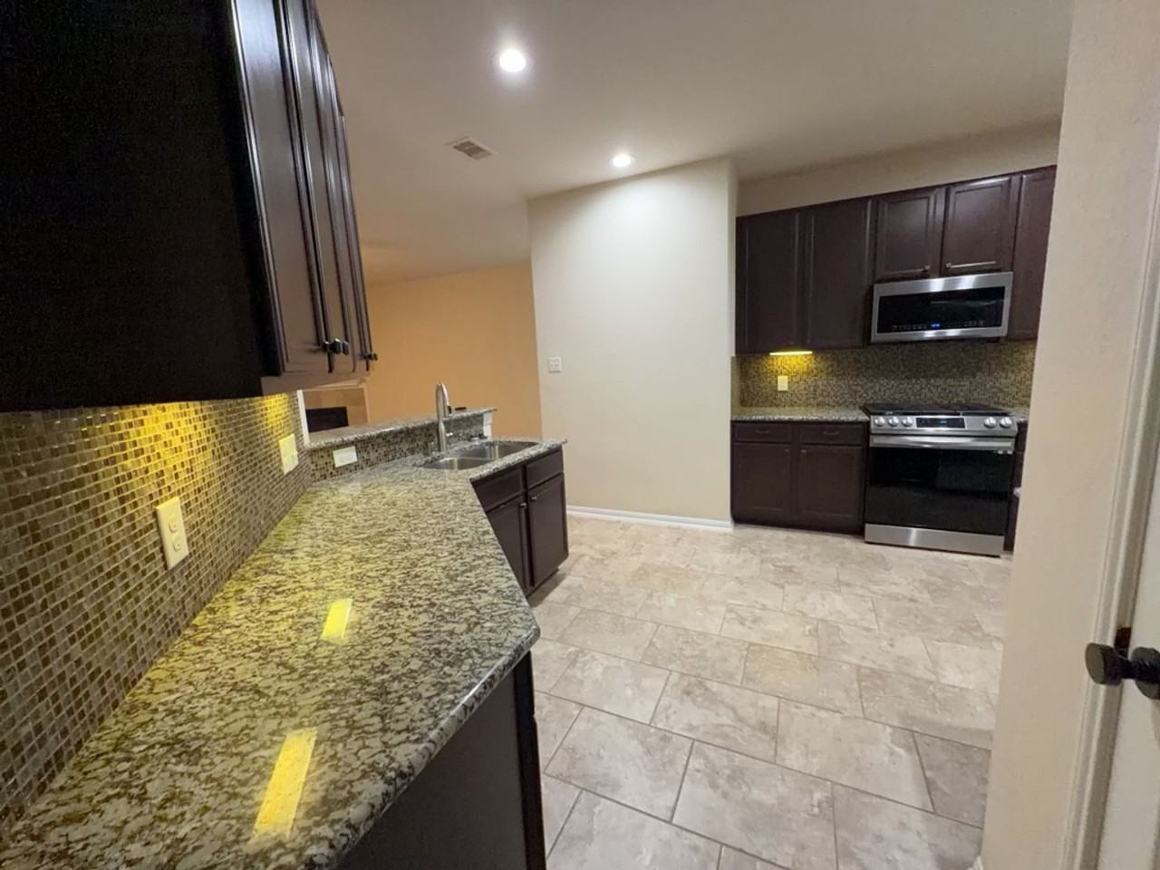 15018 Signal Ridge Way - Photo 5 of 32