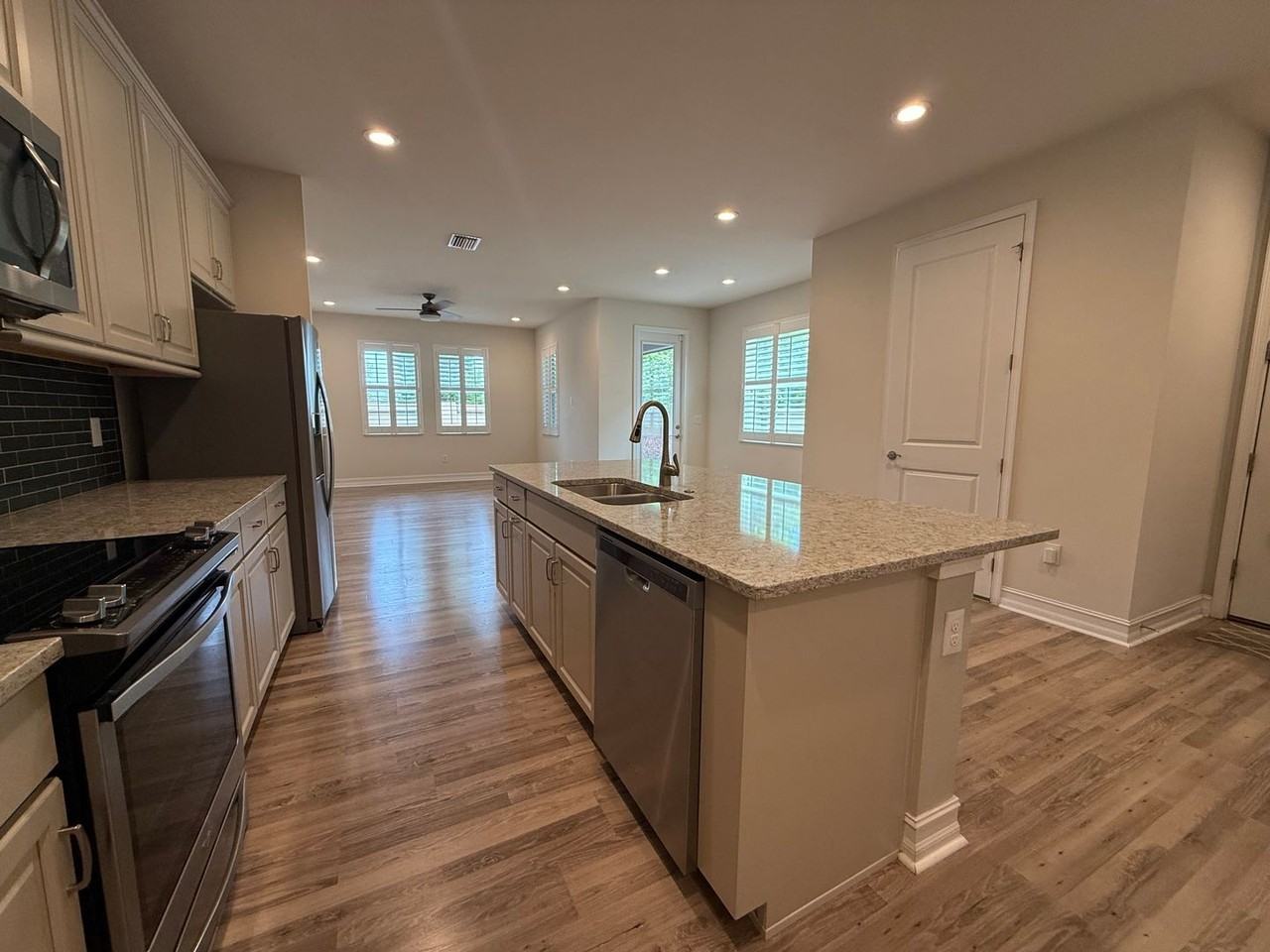 3237 Painted Blossom Ct - Photo 7 of 26