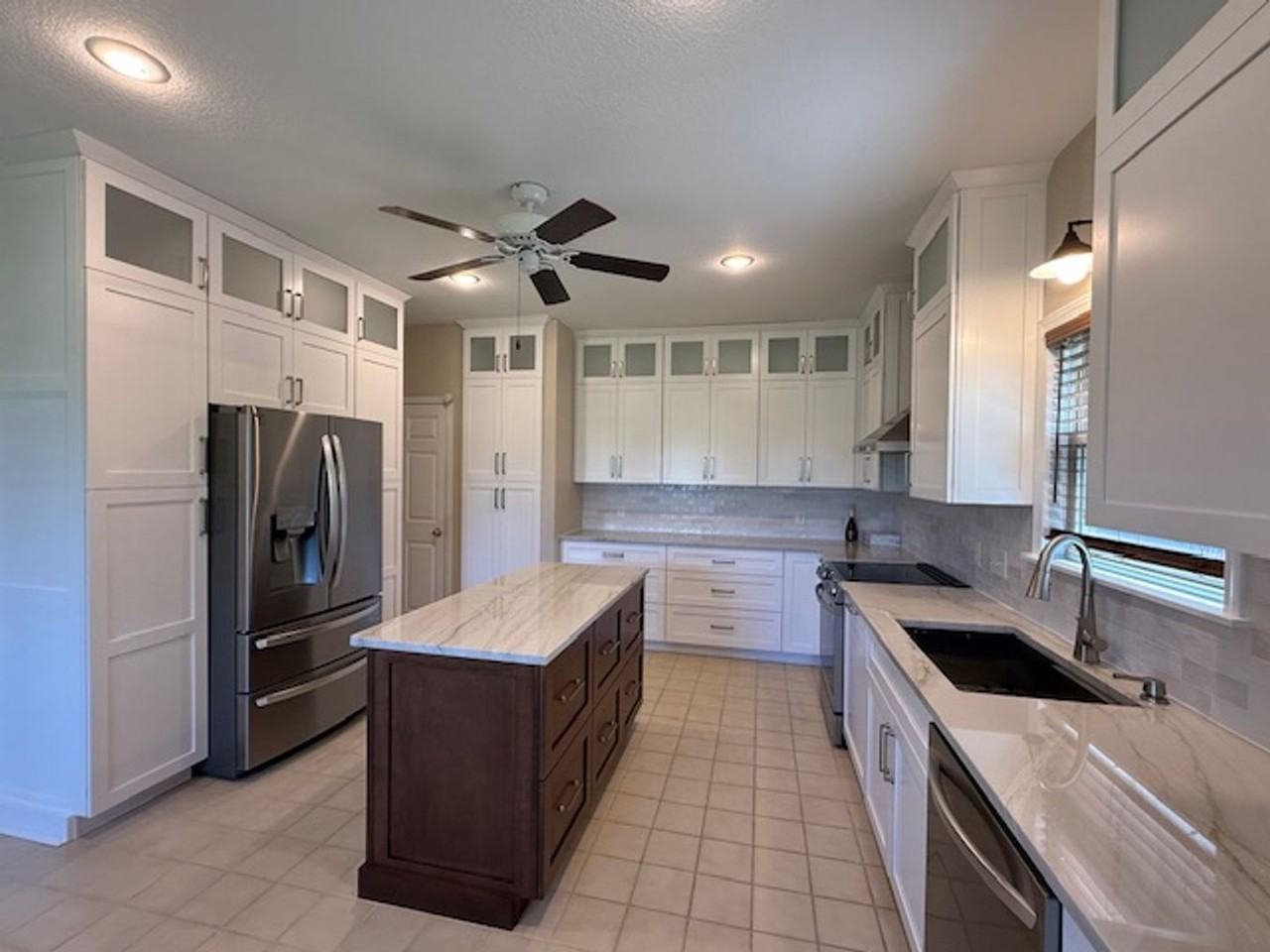 749 Christopher Dr - Photo 6 of 25