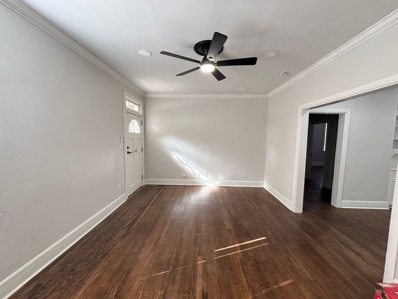 3501 Prentice Ave - Photo 4 of 20