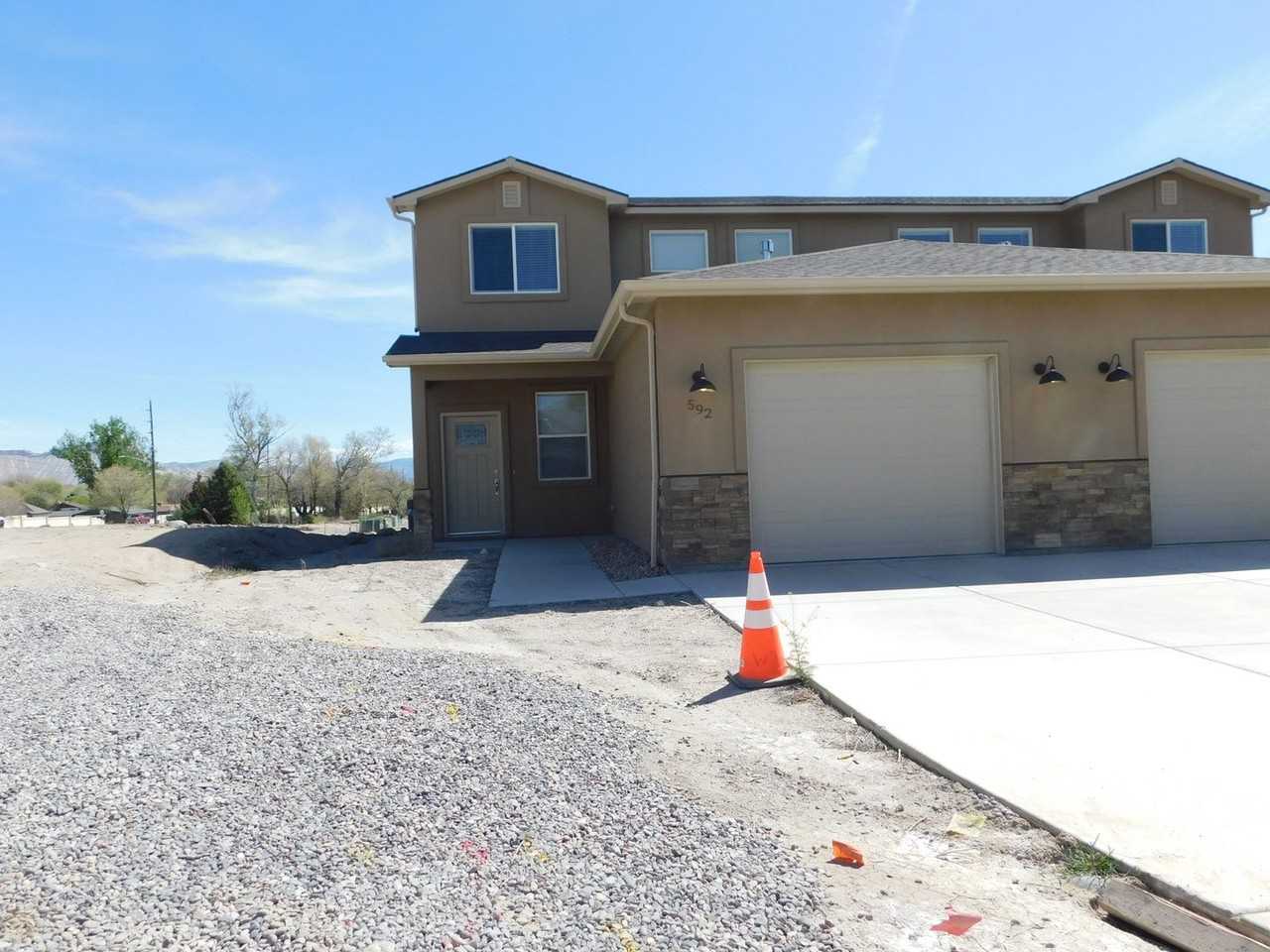 592 Treviso Ct - Photo 2 of 22