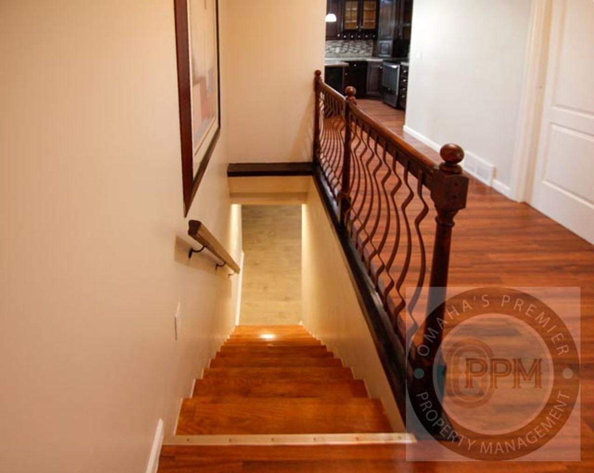 7220 Pratt St - Photo 2 of 35