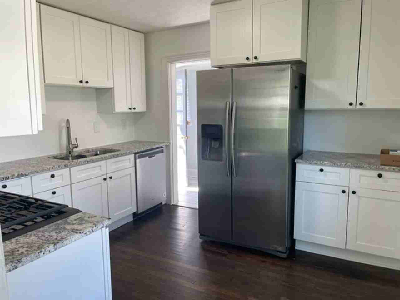 1125 E 84th Ter - Photo 4 of 18