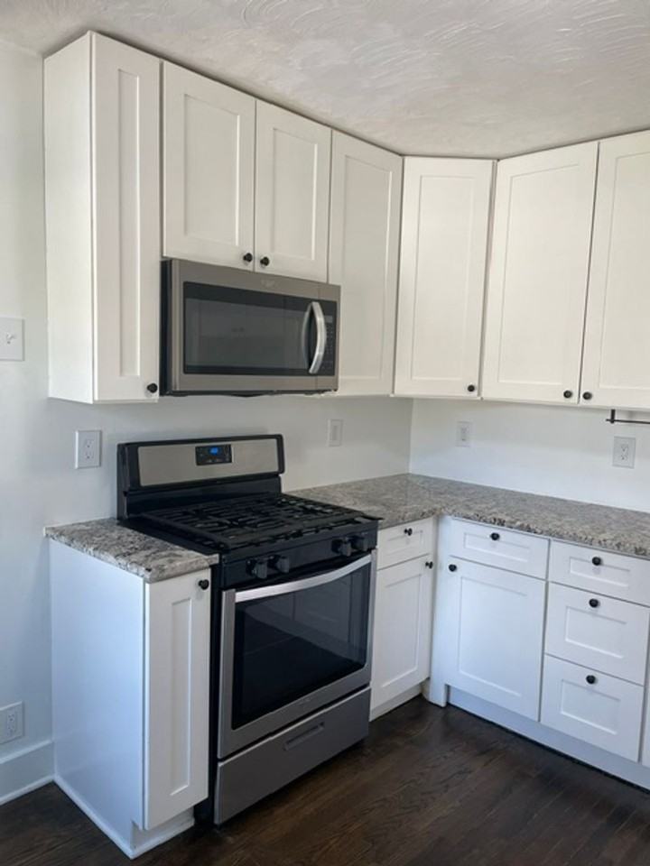 1125 E 84th Ter - Photo 5 of 18