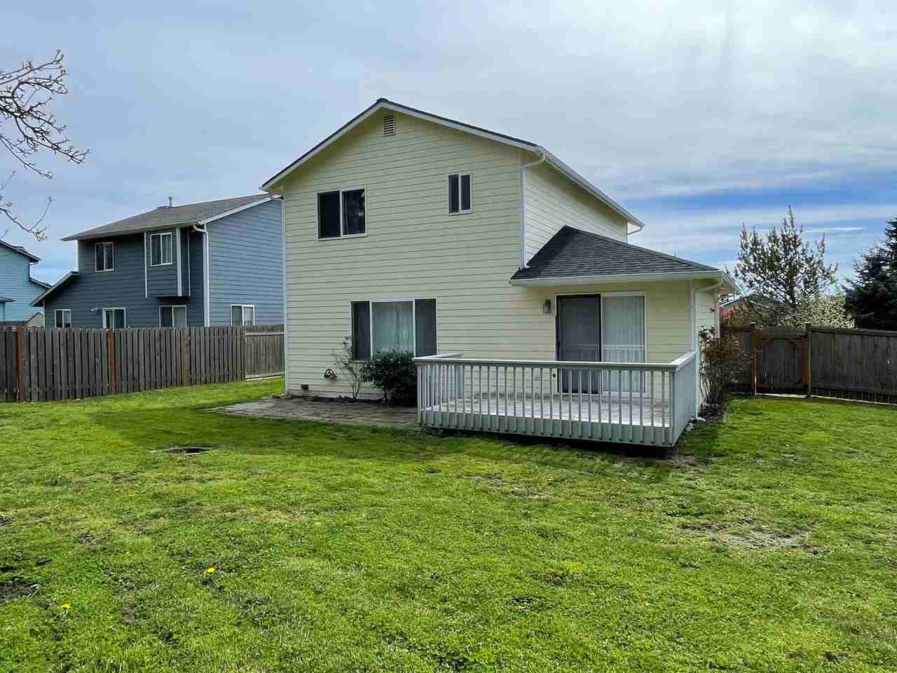 1626 Sw 7th Ave - Photo 4 of 16