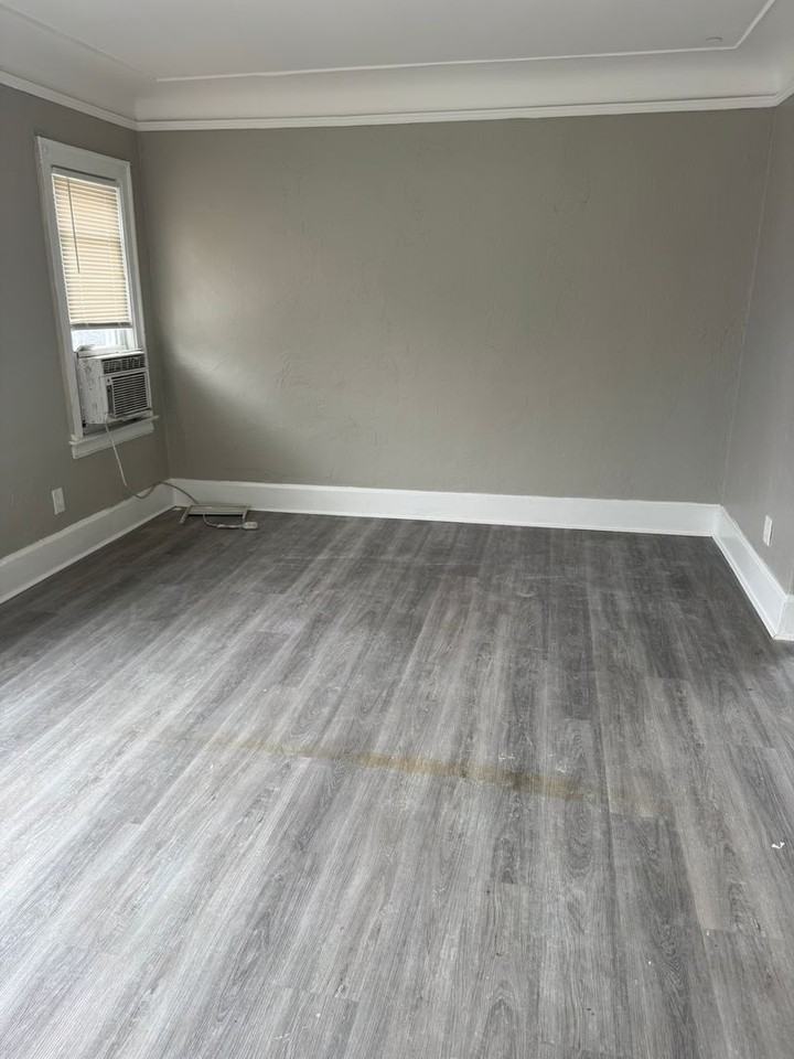 15766 Hartwell St - Photo 3 of 8