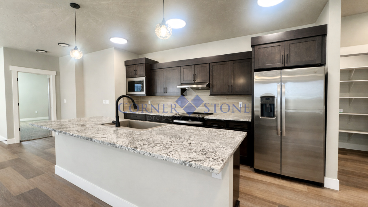 557 W Idaho Ave - Photo 3 of 18