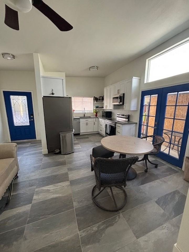 44860 Swingle Ave - Photo 4 of 8