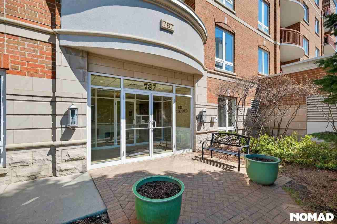 787 Graceland Ave - Photo 3 of 31