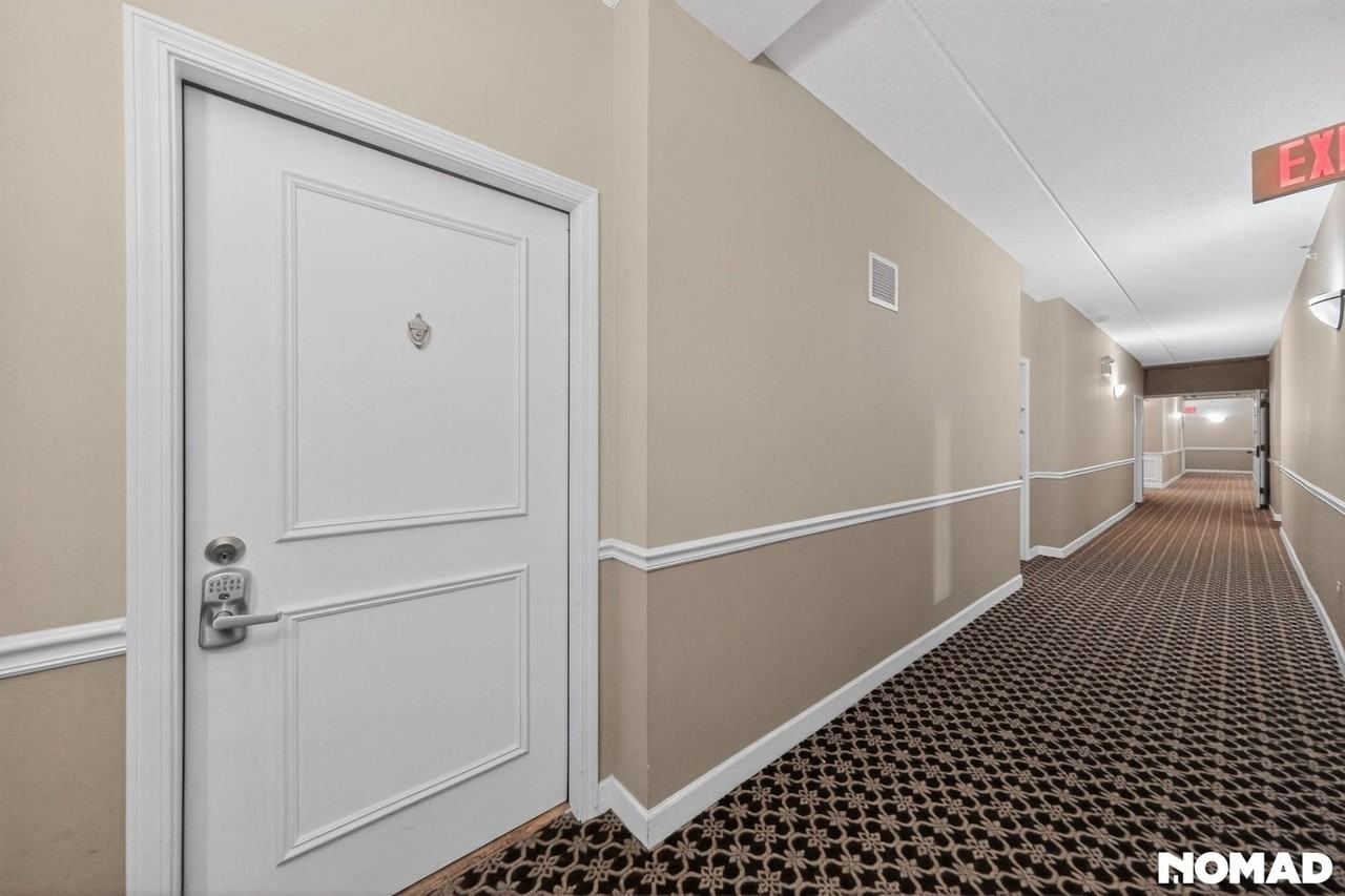 787 Graceland Ave - Photo 5 of 31