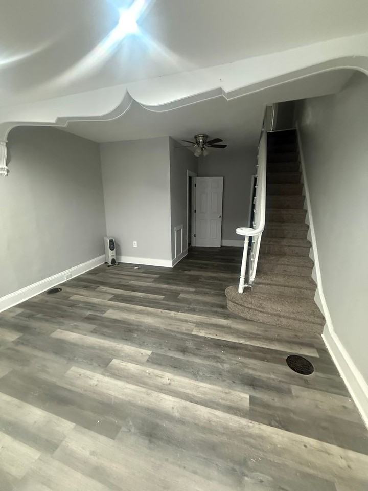 2140 Fernon St - Photo 5 of 7