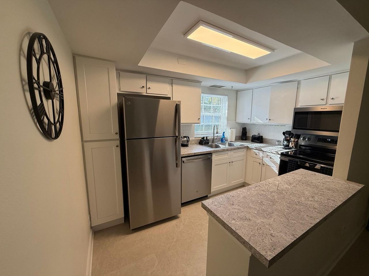 8500 13th St N - Photo 3 of 16