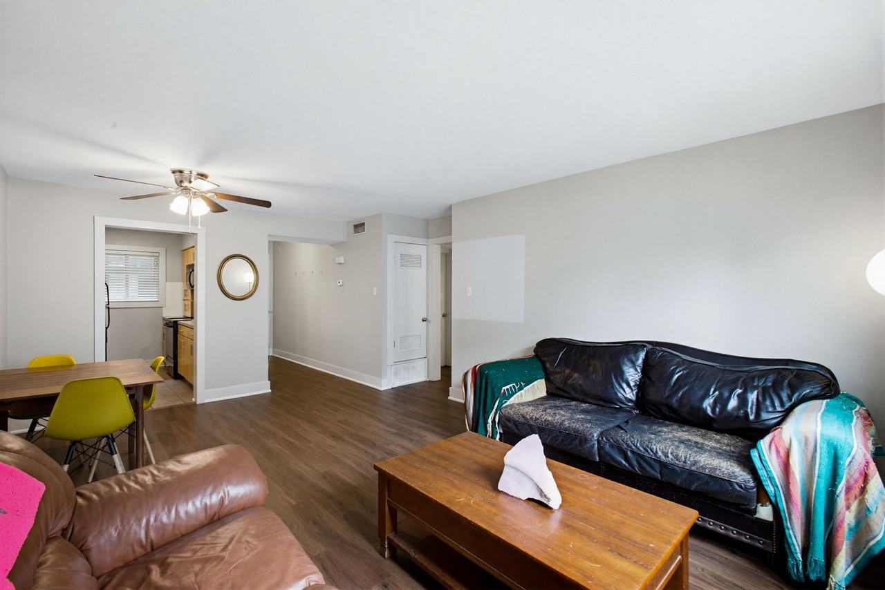 3815 Guadalupe St - Photo 2 of 24