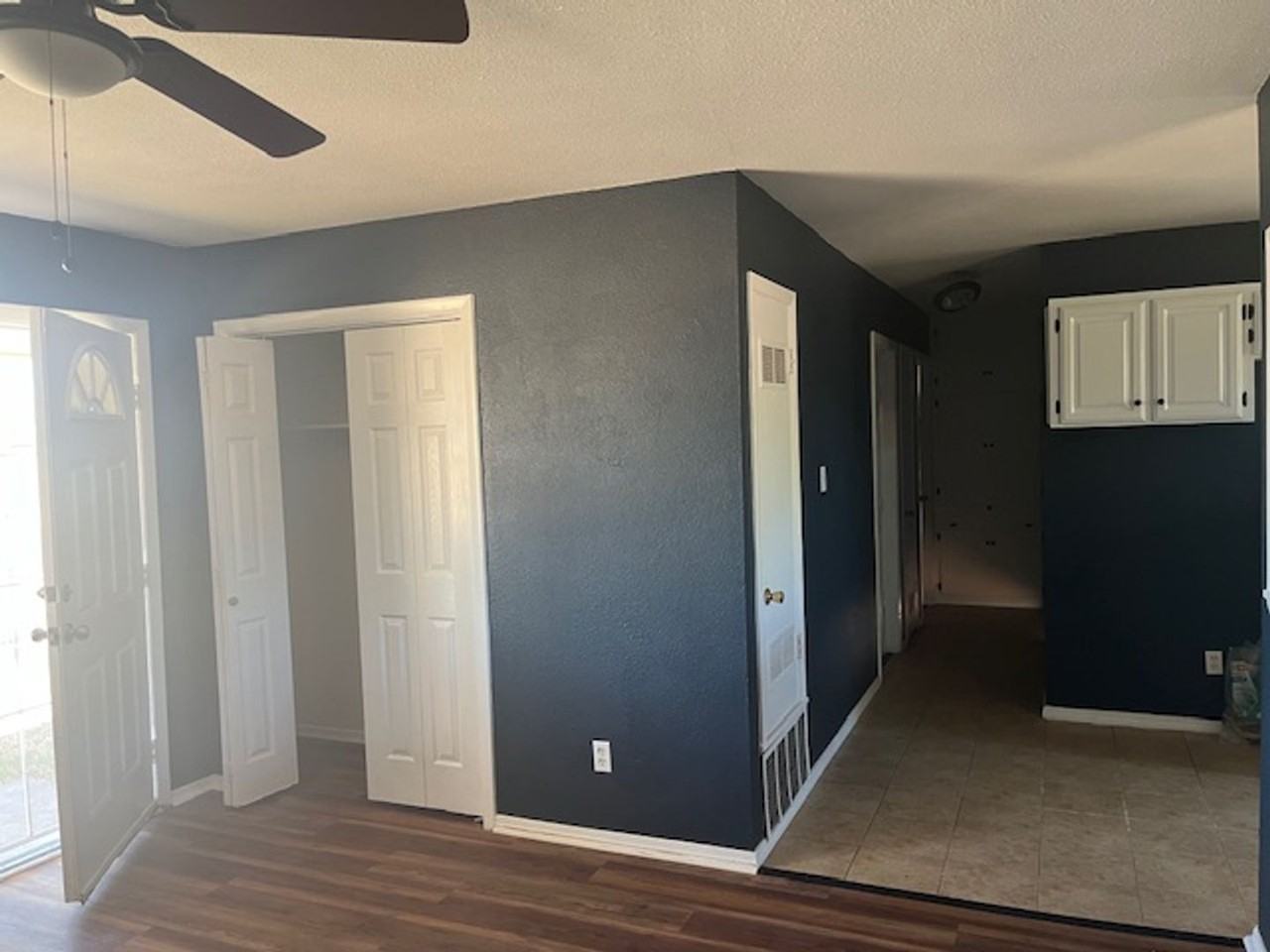 1234 Sycamore St - Photo 4 of 11