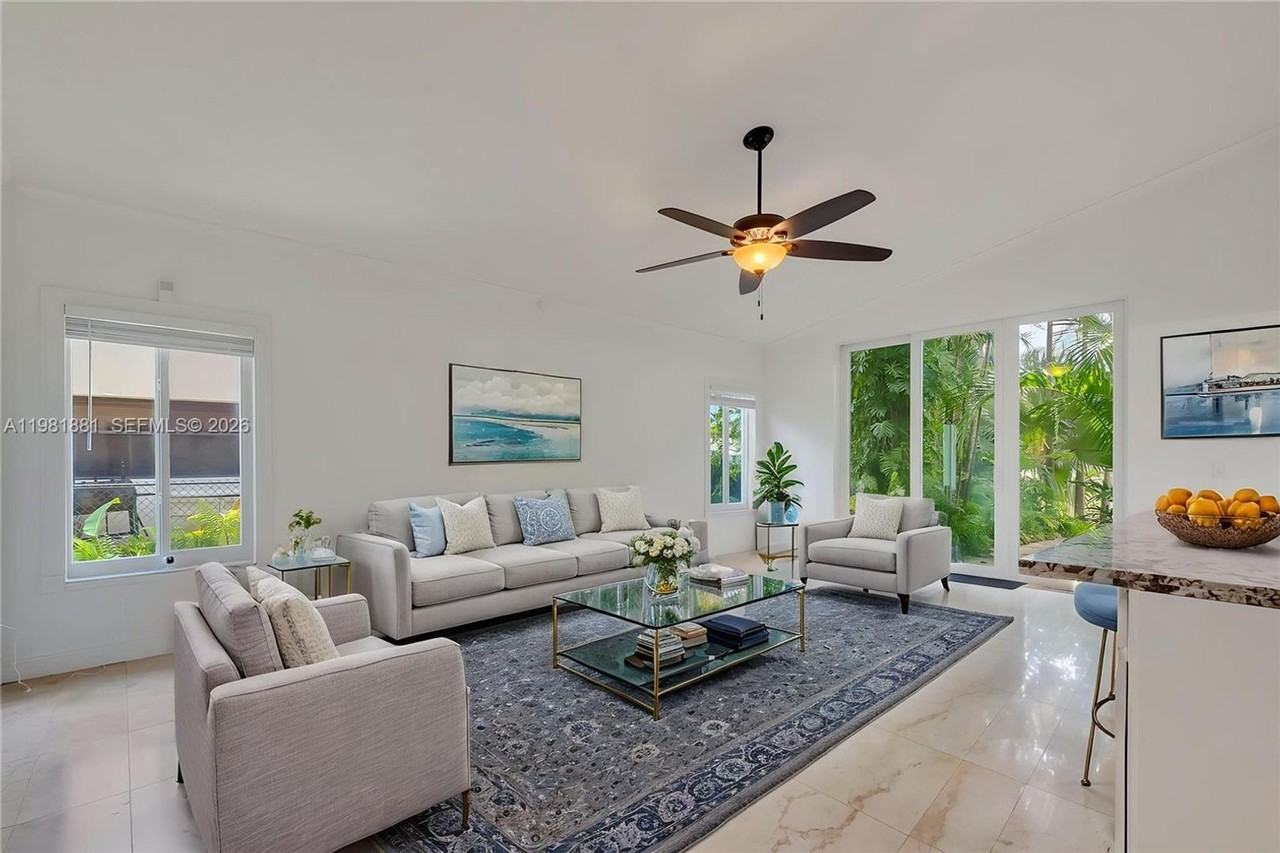 19960 Nw 3rd St - Photo 4 of 16