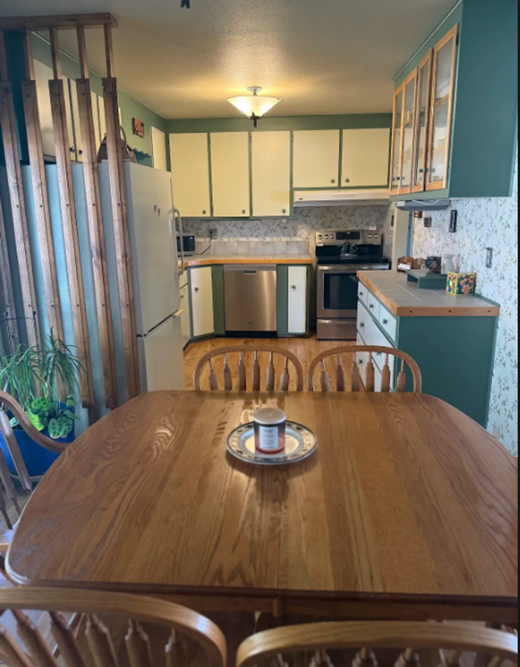 2914 Saratoga Rd - Photo 5 of 17