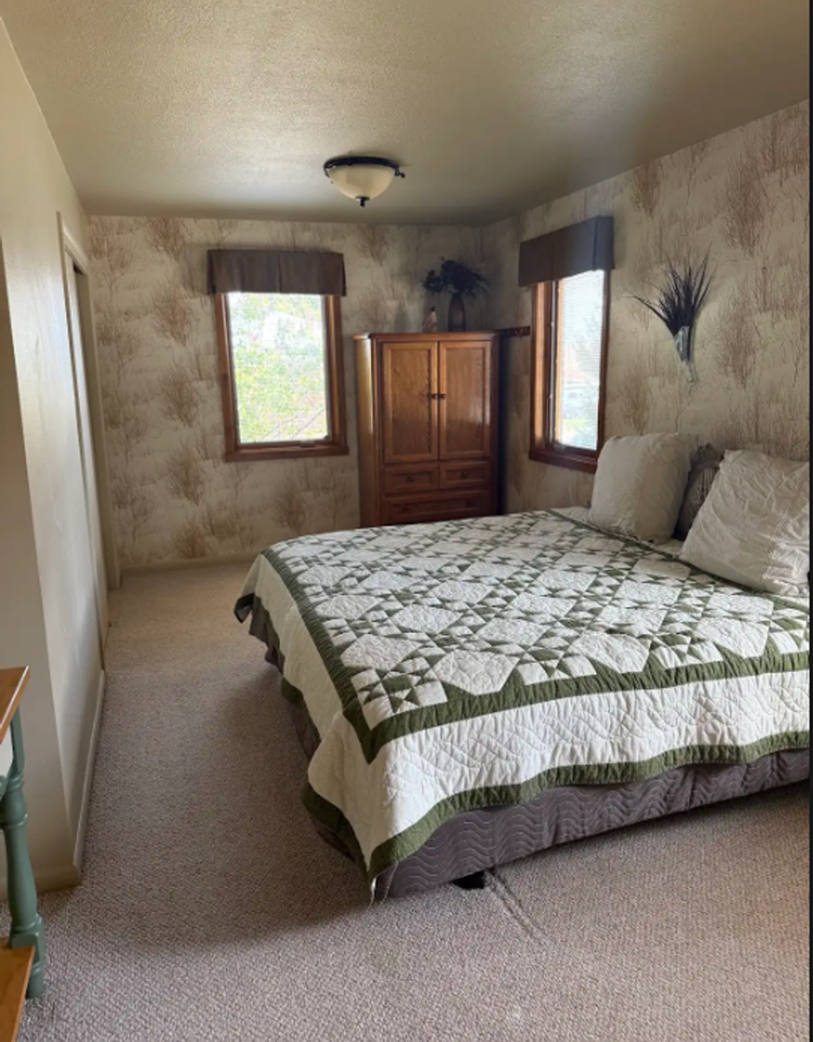 2914 Saratoga Rd - Photo 6 of 17