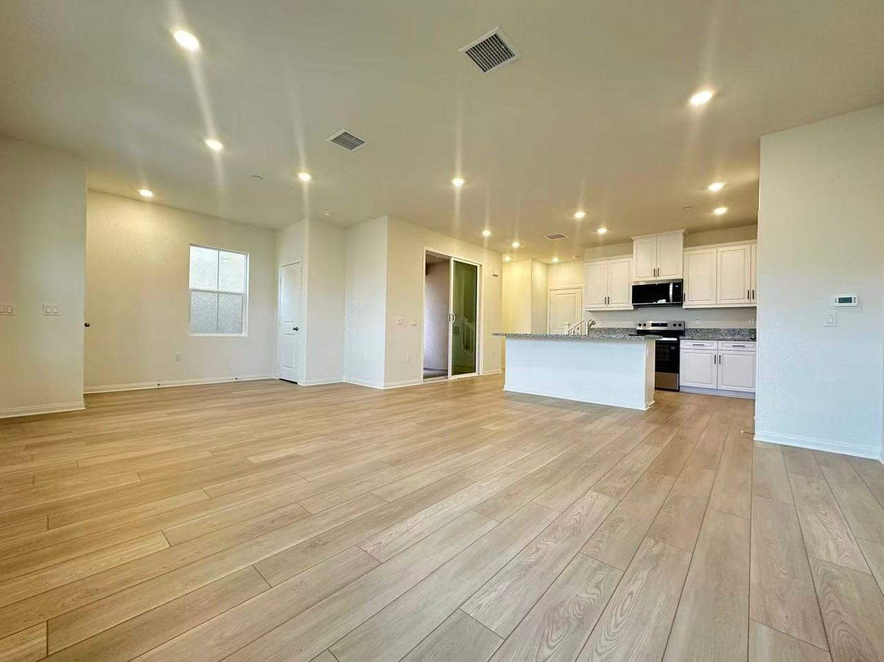 8536 Midway Ln - Photo 2 of 21