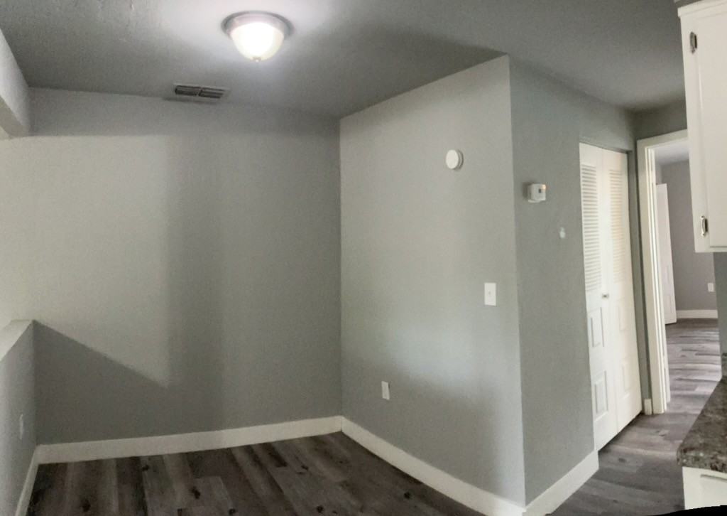 708 Southwest 67th Terrace #H - Photo 4 of 5