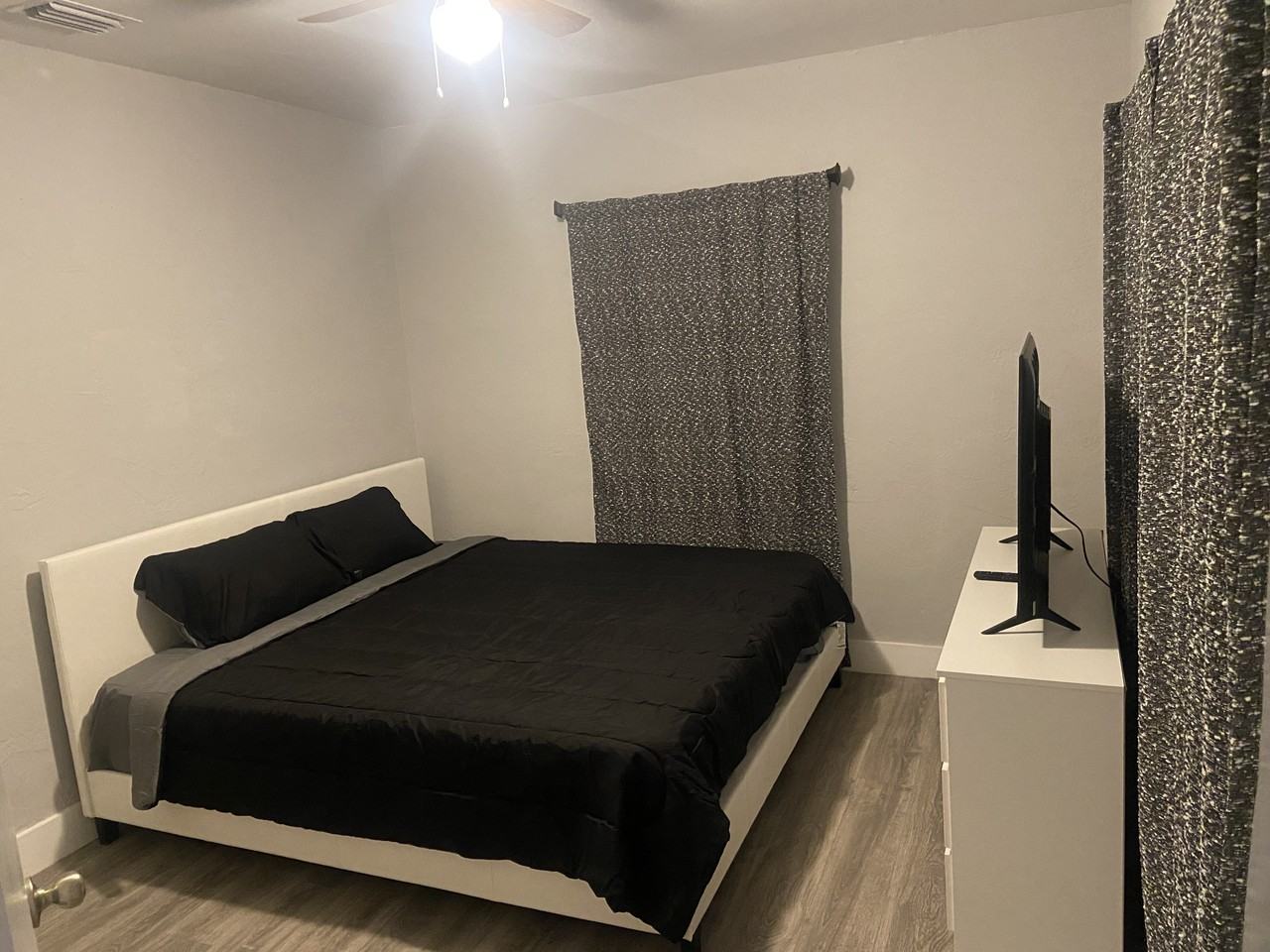 431 Northwest 82nd Street - Photo 6 of 11