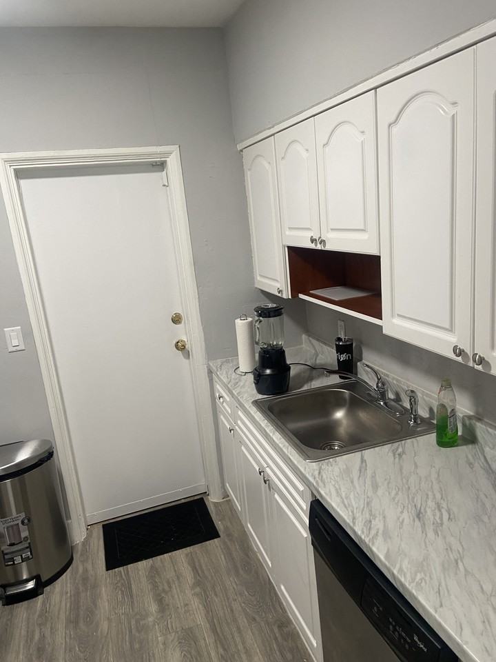 431 Northwest 82nd Street - Photo 3 of 11