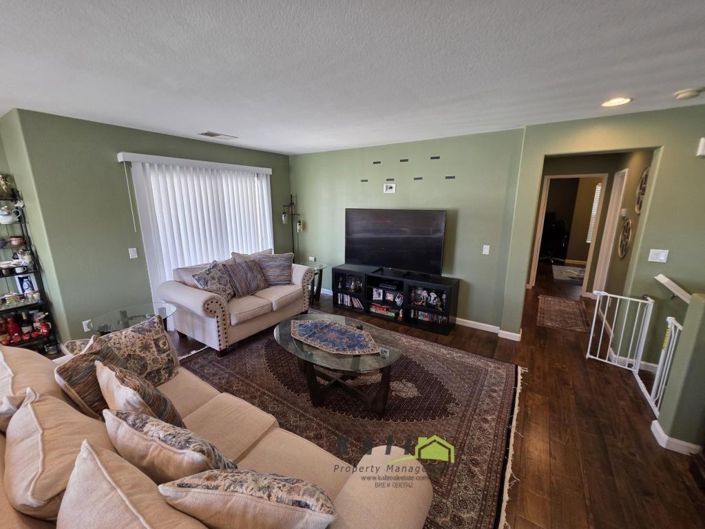 1439 Trouville Ln ##6 - Photo 7 of 16