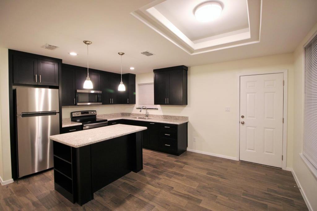 1511 Coyote Hills St. Apt 3 - Photo 3 of 8
