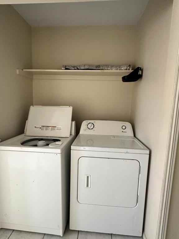 2007 N El Mundo Dr - Photo 5 of 10