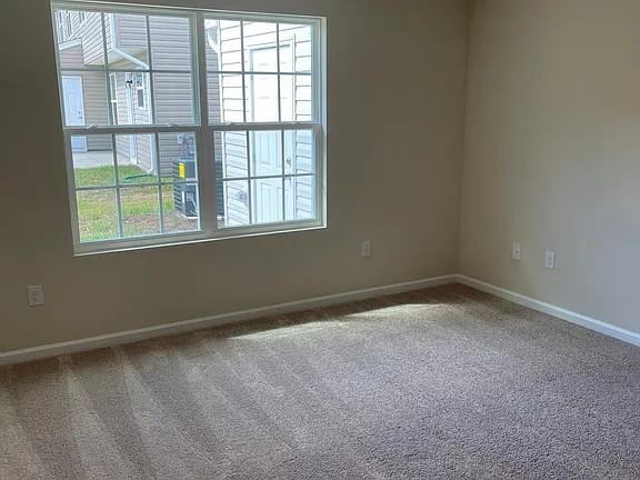 3874 Copperfield Ct - Photo 6 of 12