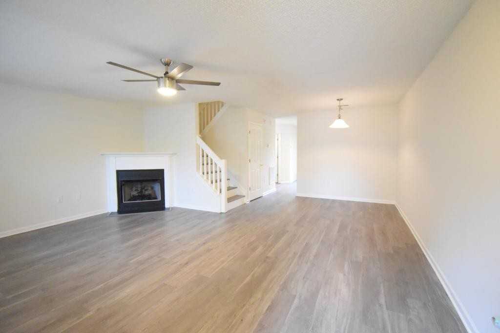 12563 Bluestem Ln - Photo 2 of 21