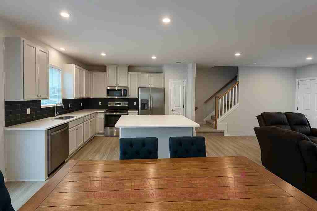 340 Lograto Ln - Photo 6 of 21