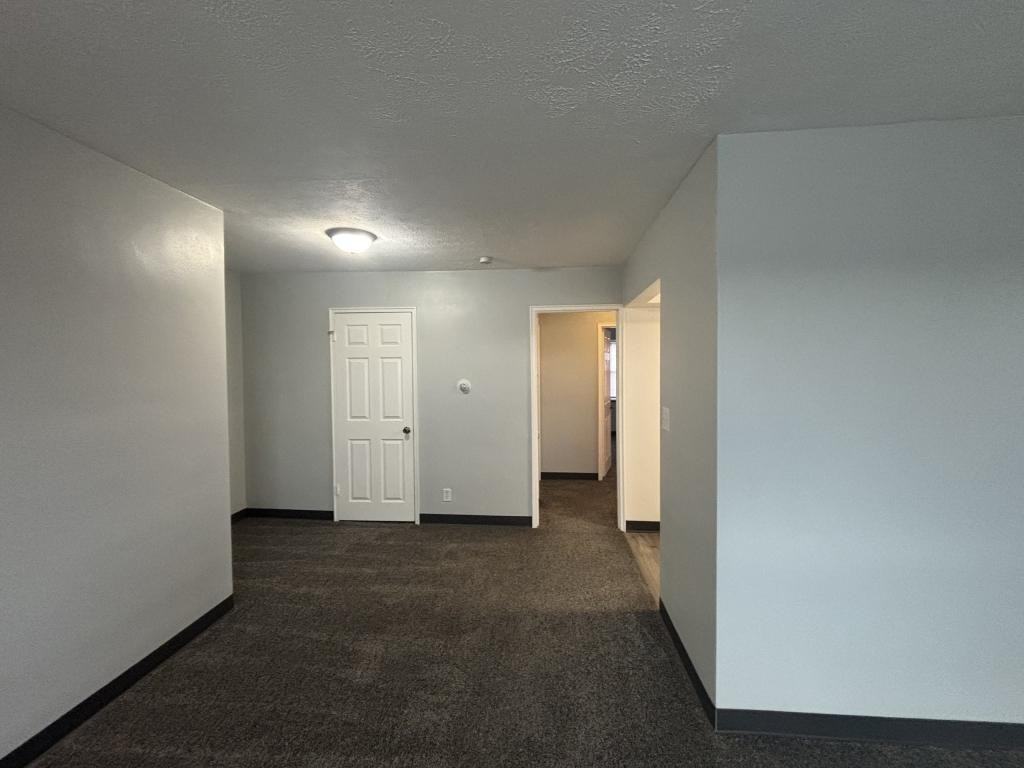 618 Jefferson St - Photo 5 of 13