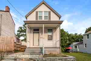 featured image of 1233 Dewey Ave