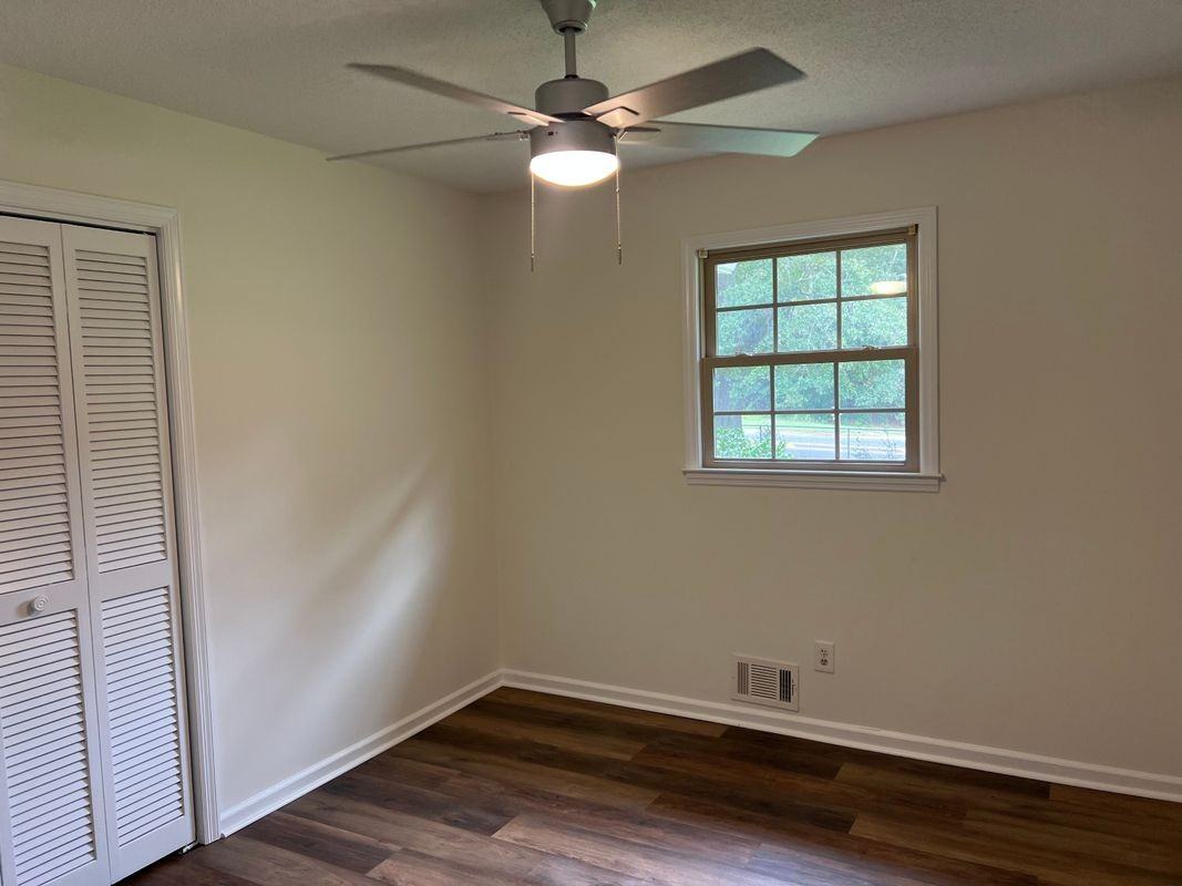 8505 Bells Ferry Rd - Photo 7 of 13