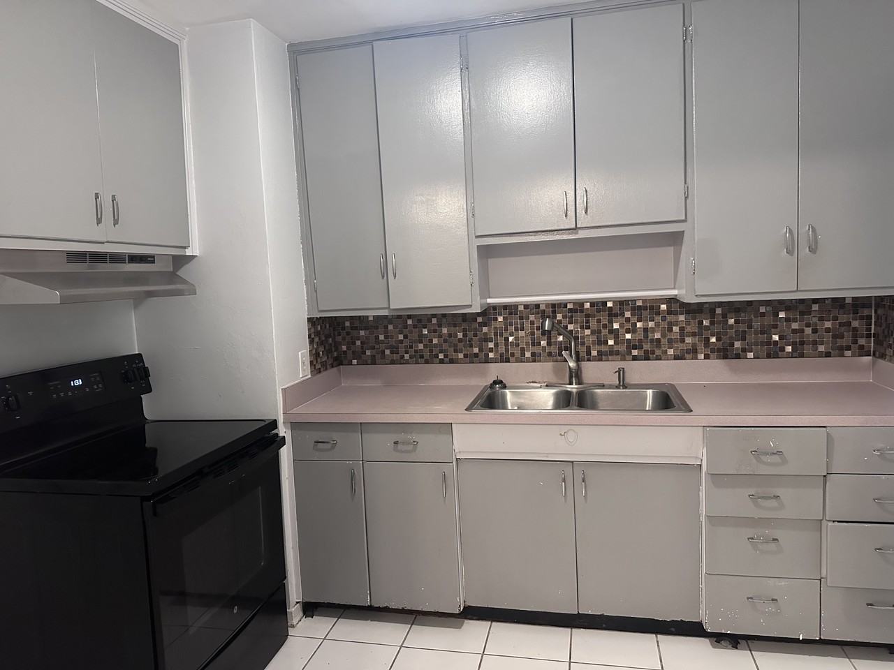 314 S Lanvale Ave #SFH - Photo 4 of 11