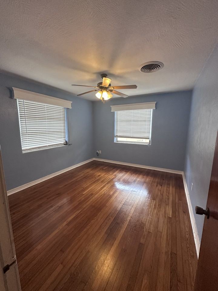 314 S Lanvale Ave #SFH - Photo 7 of 11