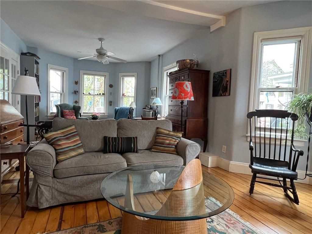 99 Arnold St - Photo 4 of 11