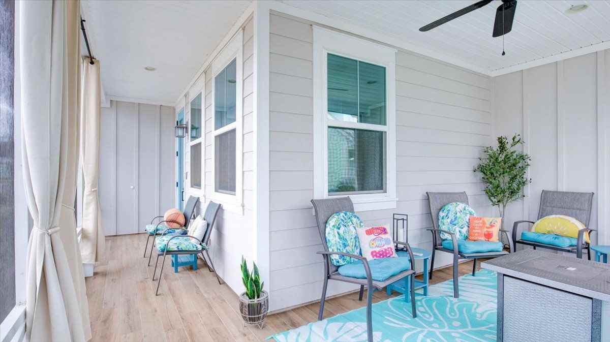 125 Parrot Ave - Photo 2 of 21