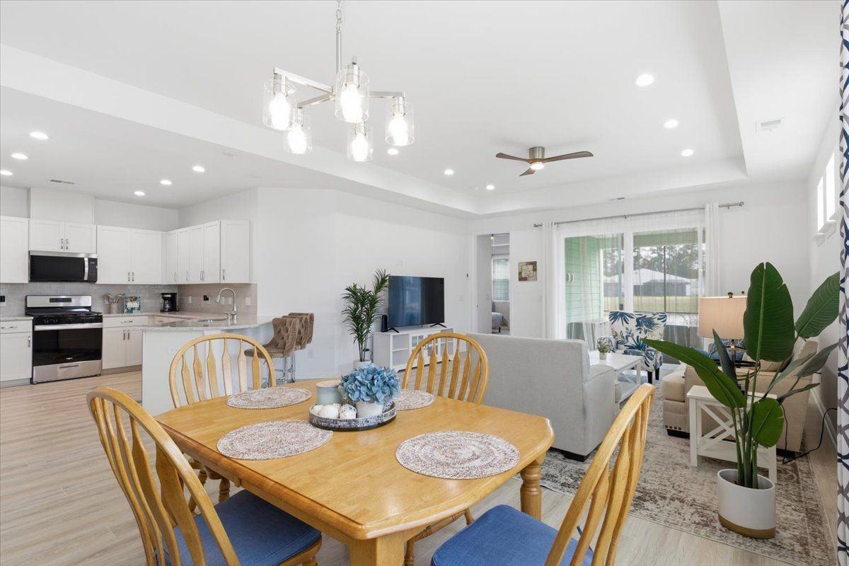 855 Weekend Ave - Photo 6 of 25