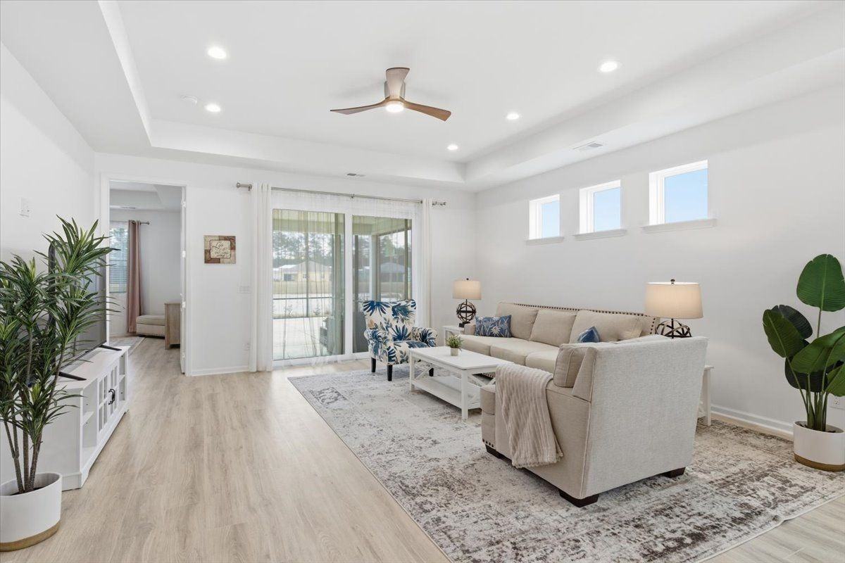 855 Weekend Ave - Photo 7 of 25