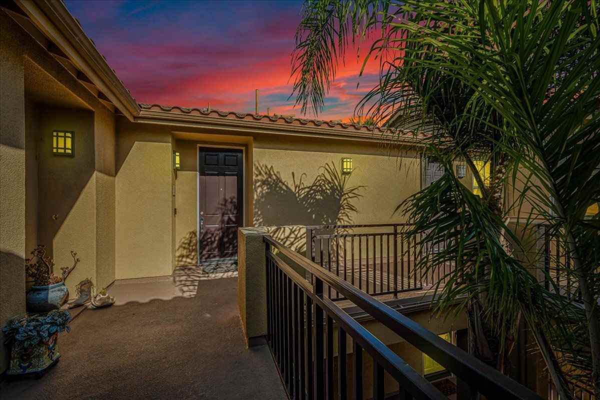 259 Riverdale Ct - Photo 2 of 48