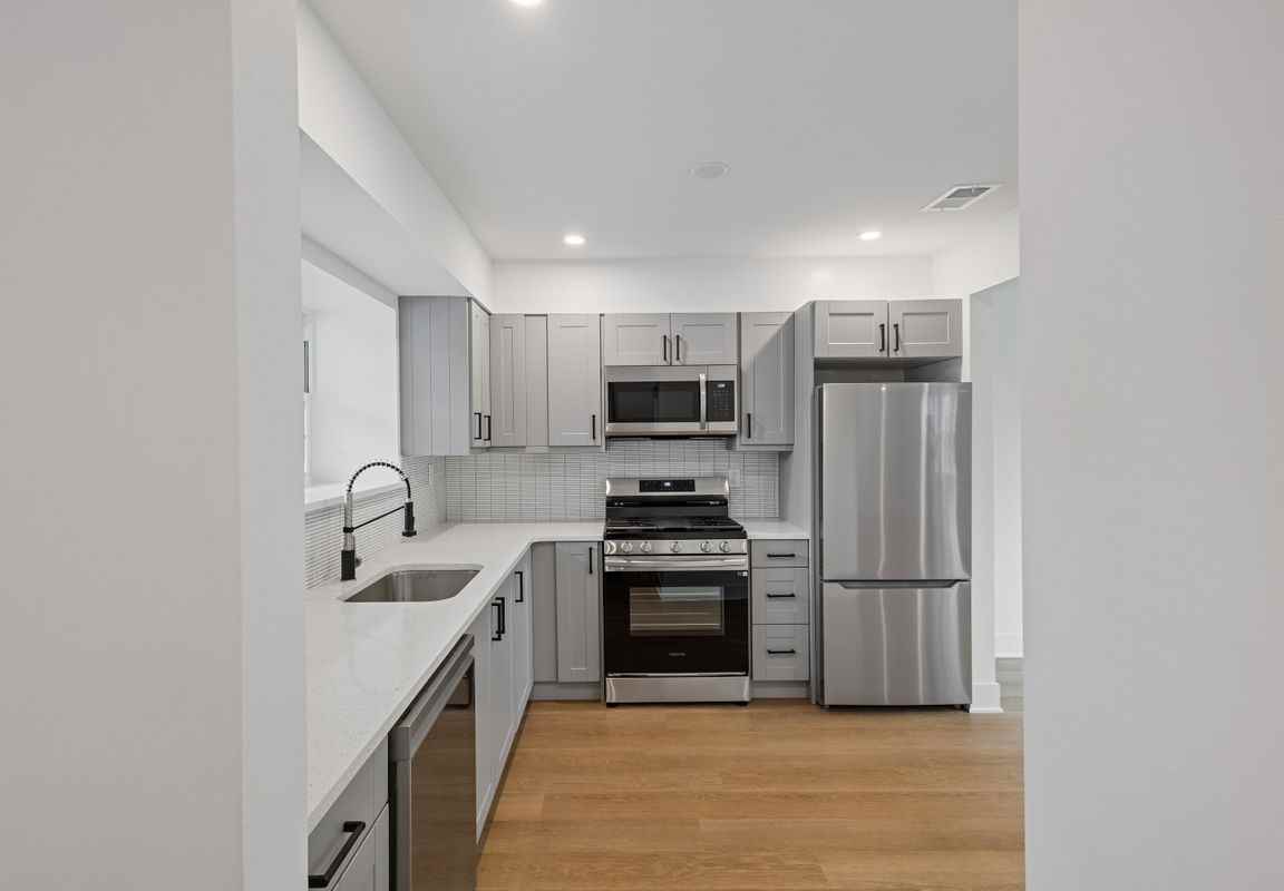 5 Exeter Ct - Photo 4 of 29