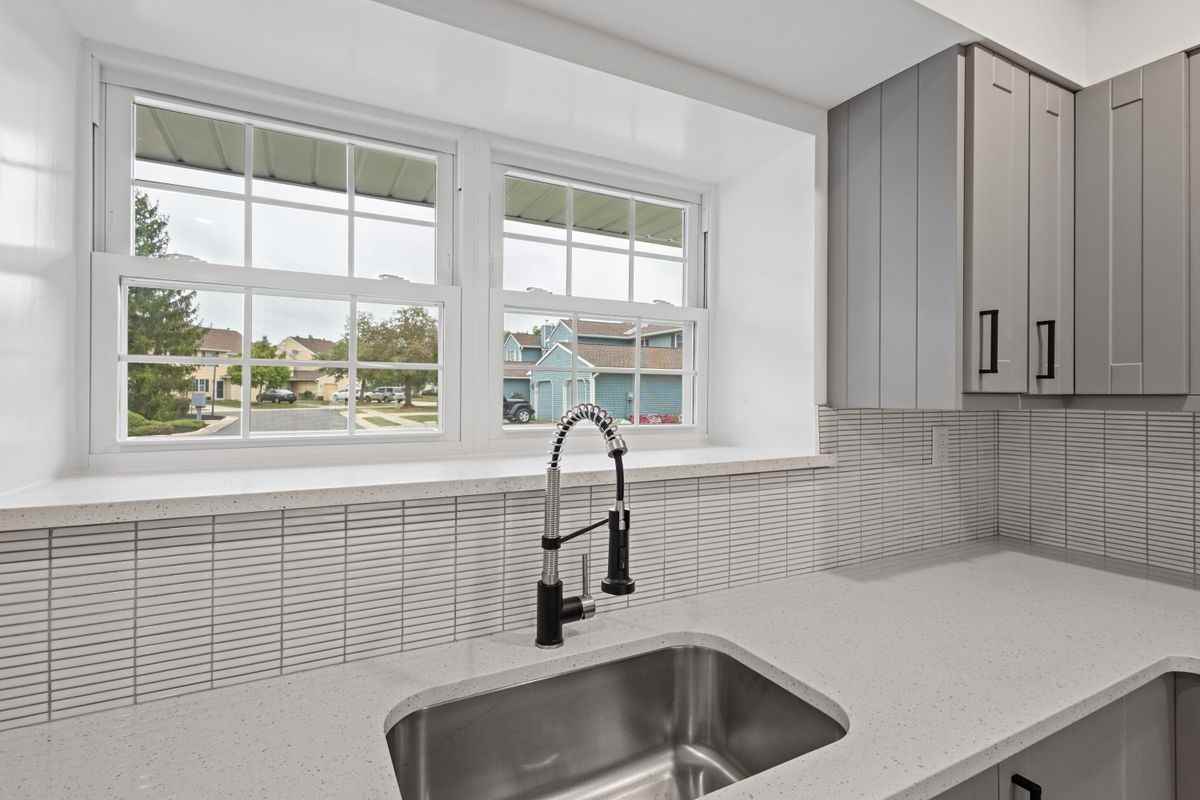 5 Exeter Ct - Photo 5 of 29