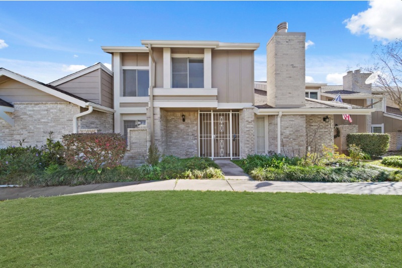 11650 Village Place Dr ##302