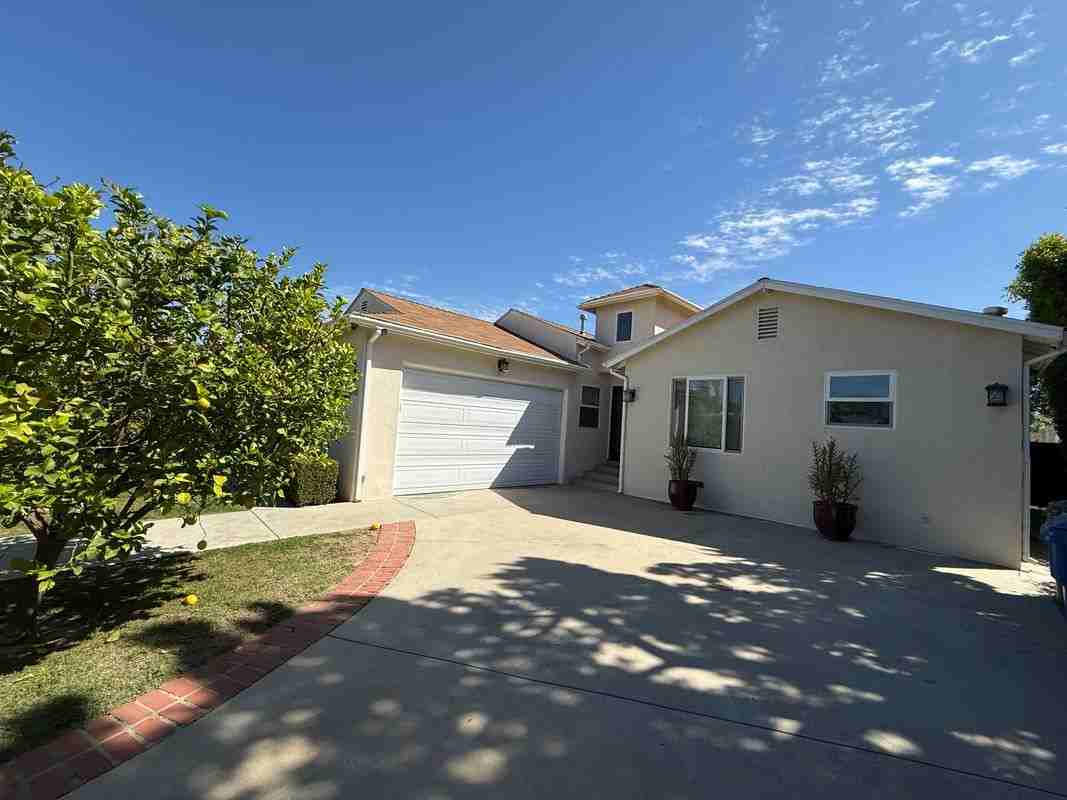 5906 Graves Ave - Photo 2 of 12