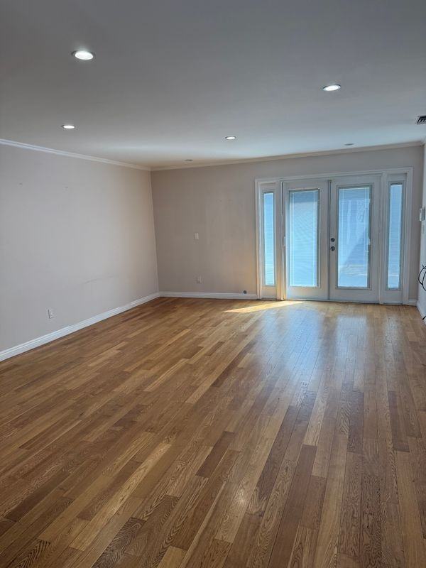 5906 Graves Ave - Photo 5 of 12