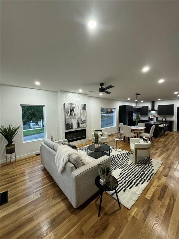 1065 Hubbard St Sw - Photo 5 of 20